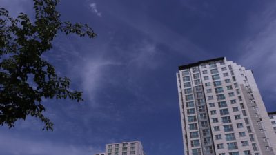 En skyskrapa.