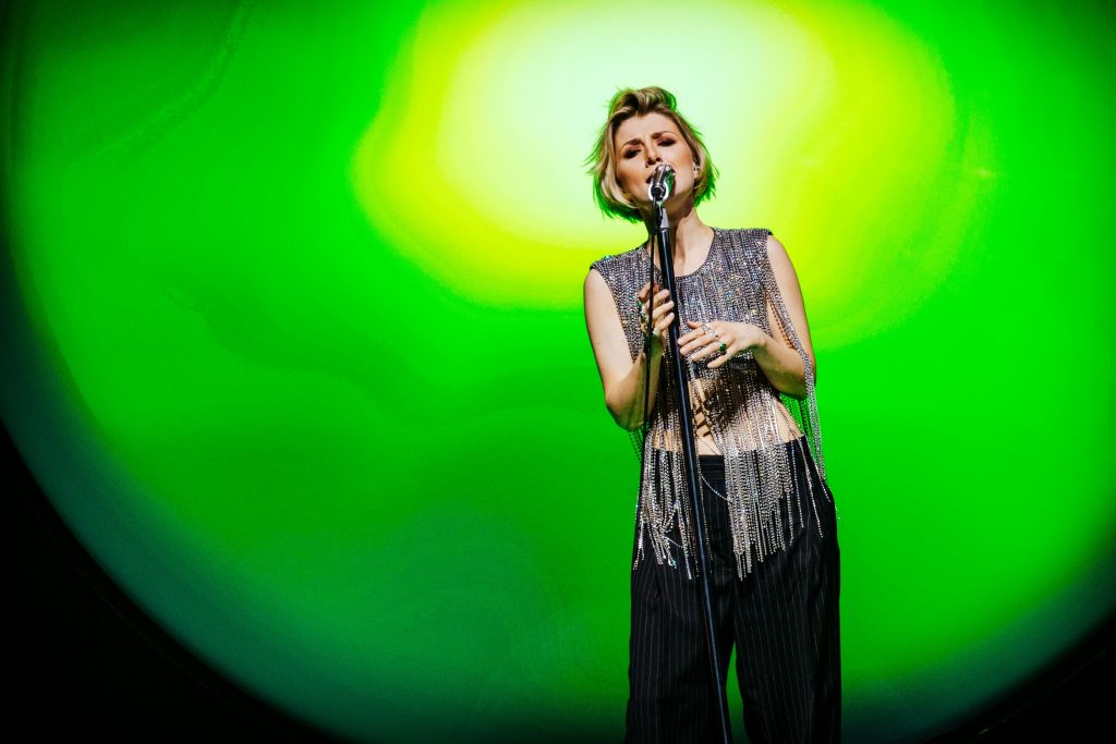 Cornelia Jakobs på scen